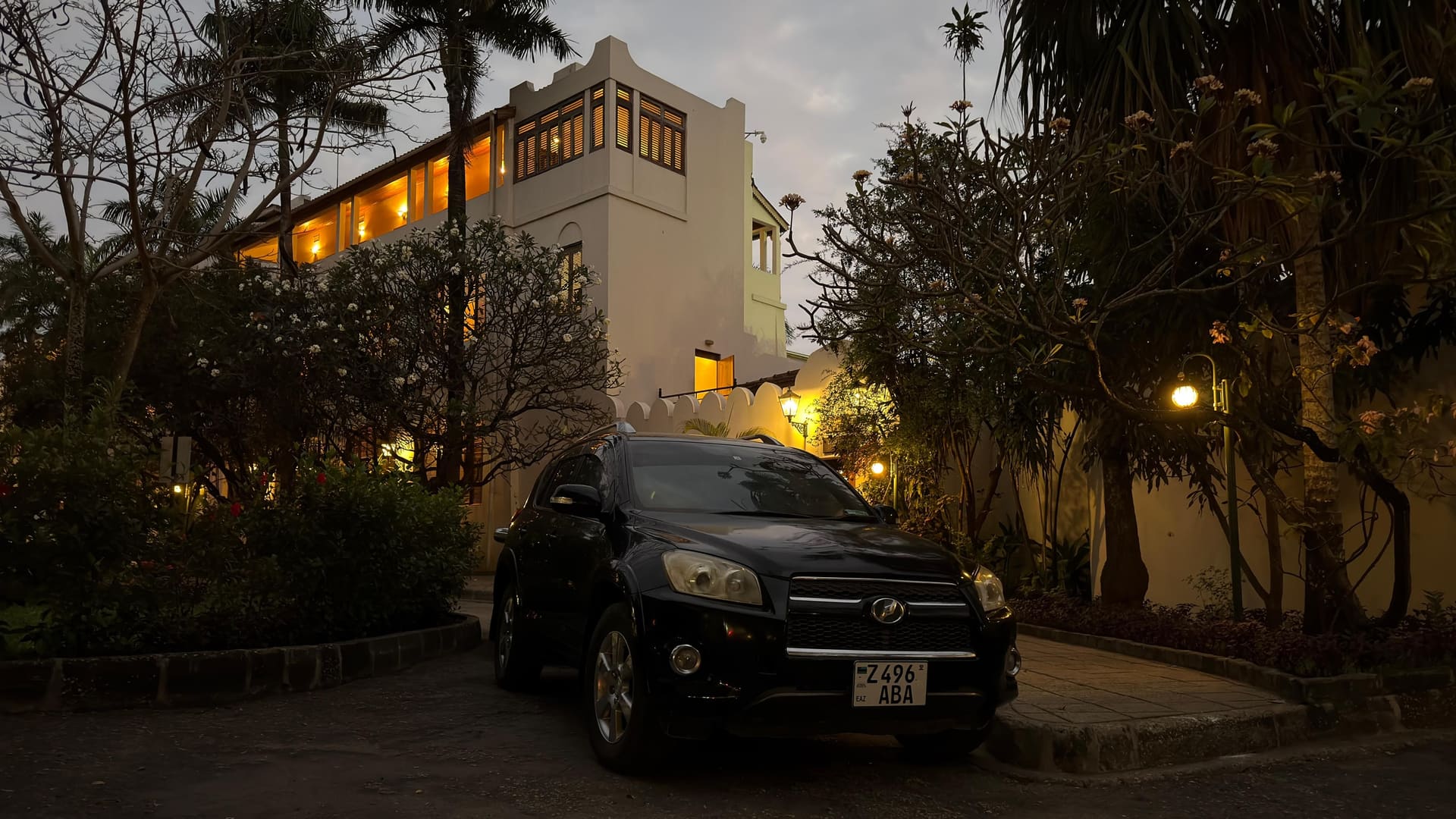 Zanzibar by car: which sights you can drive to, and which need a boat